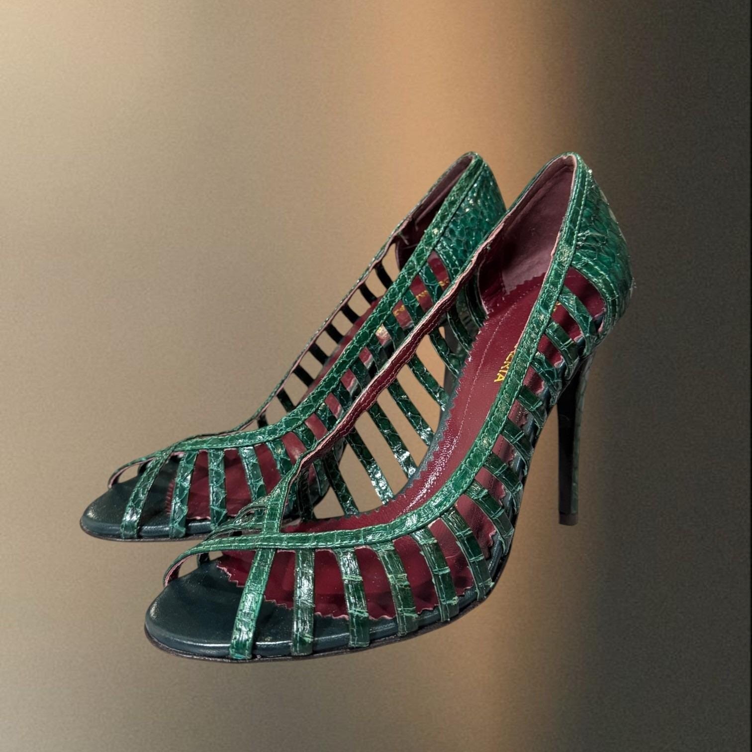 Bcbgmaxazria Green Snakeskin Leather Peep Toe Heels Us 6.5 Exotic Cage Stiletto